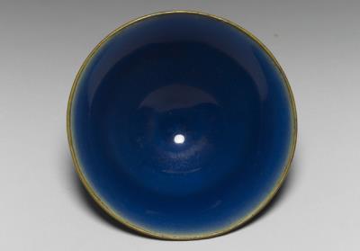 图片[3]-Teacup in cobalt blue glaze with a bronze rim, Ming dynasty, Jiajing reign (1522-1566)-China Archive